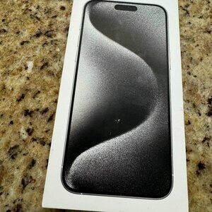 iPhone 15 Pro Max 512GB White Titanium